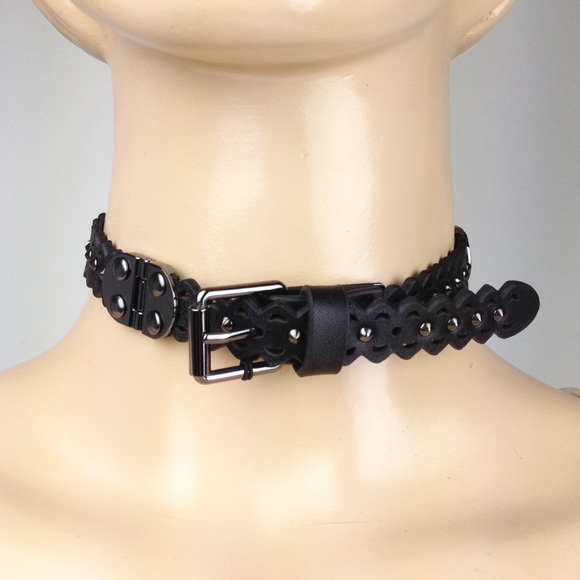 BCBG BRACELET CUFF DOUBLE WRAP BLACK VEGAN LEATHER - Picture 6 of 7